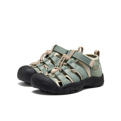 Big Kids' Newport H2 Lily Pad/Black | Kenn On Sale