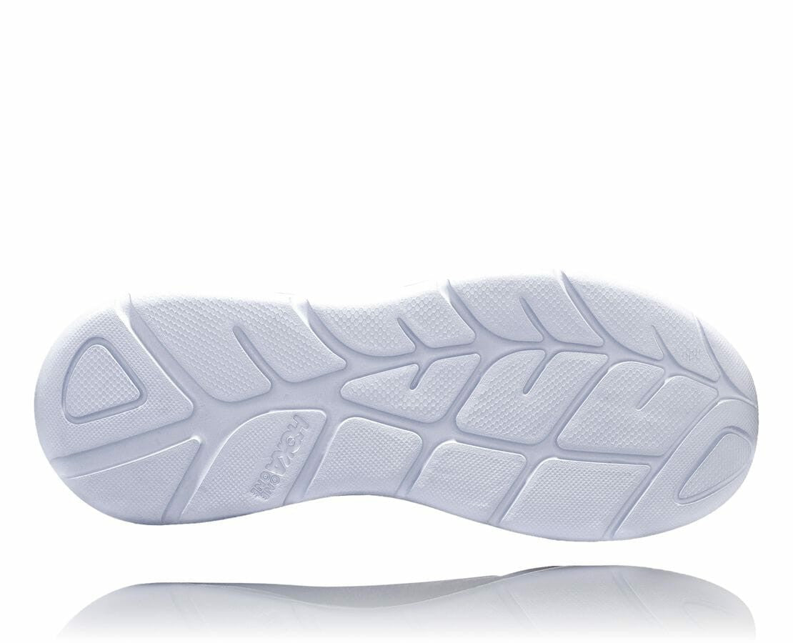 HOKA Men's Akasa