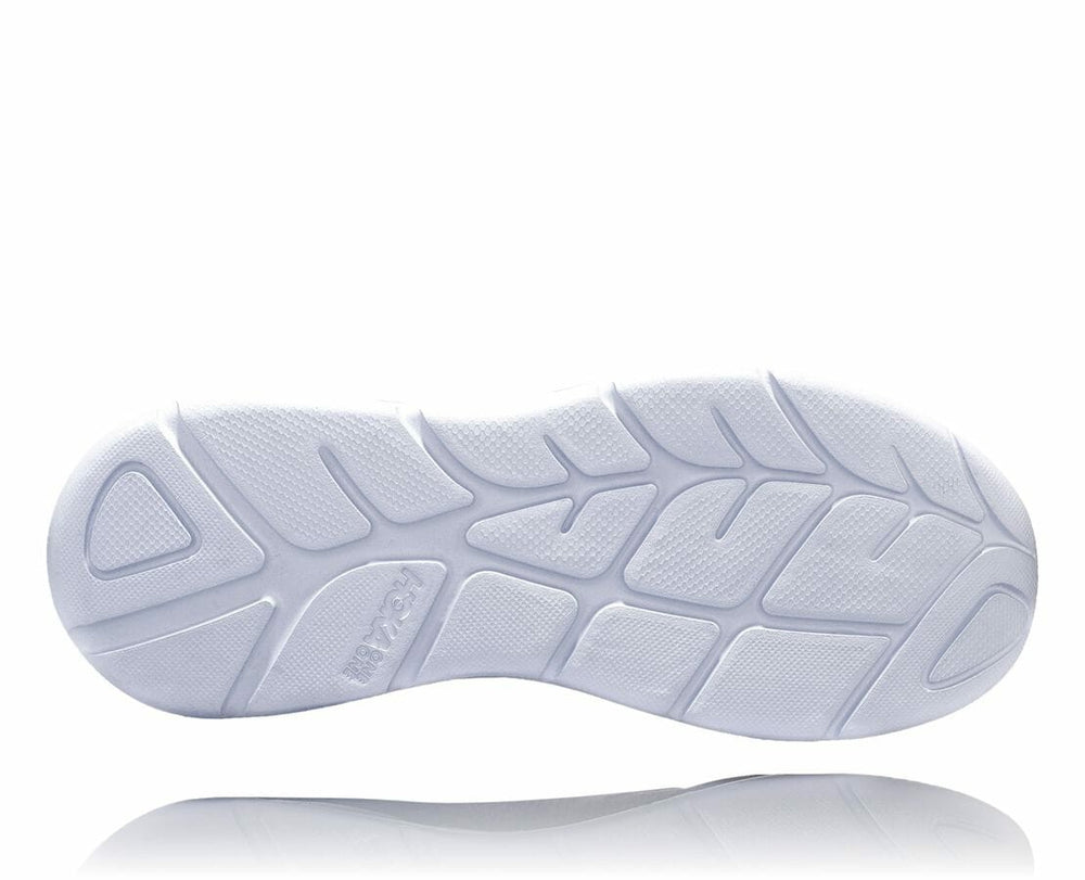 HOKA Men's Akasa