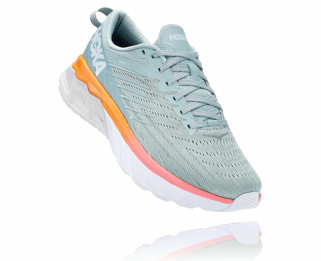 HOKA Women's Arahi 4