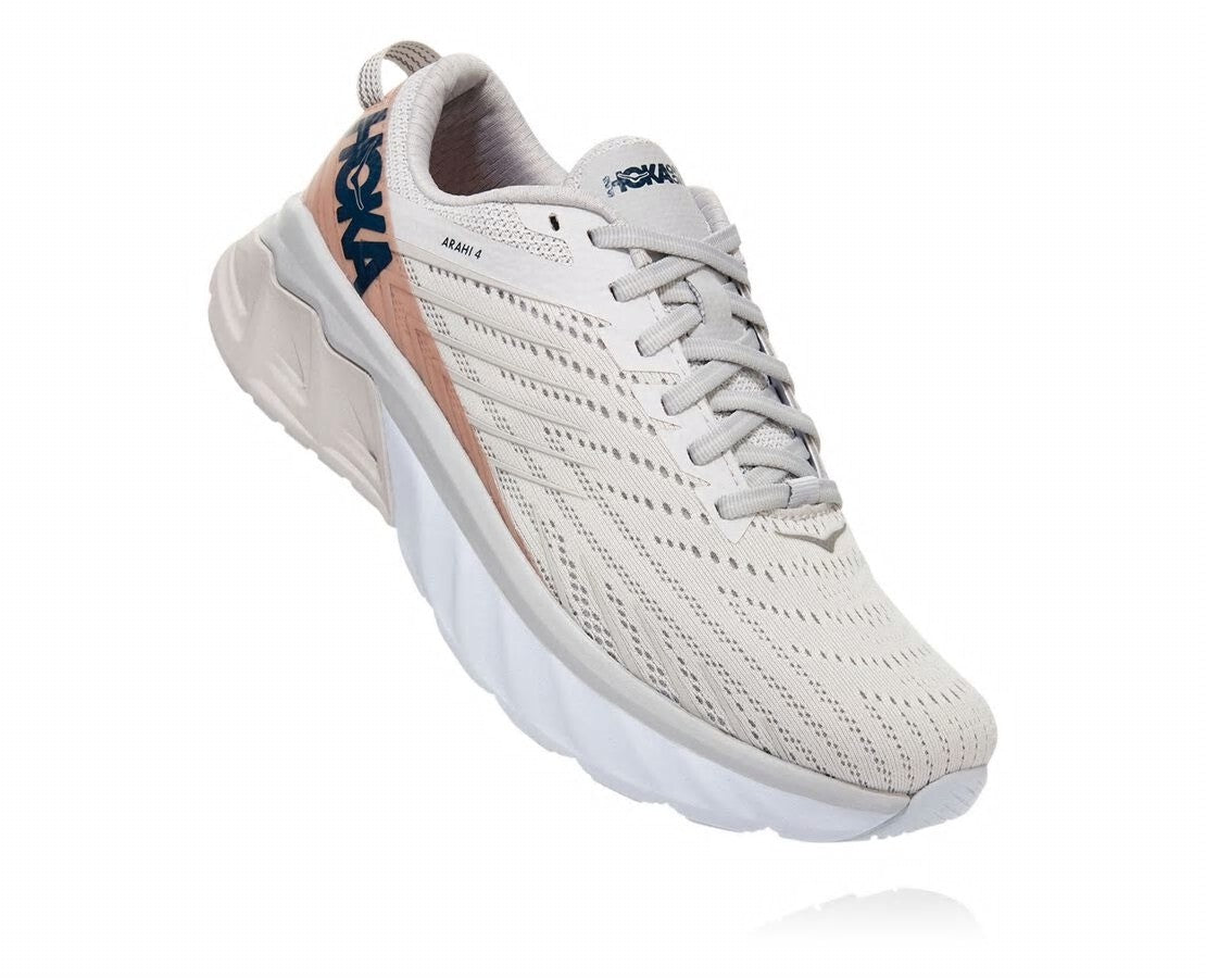 HOKA Women's Arahi 4