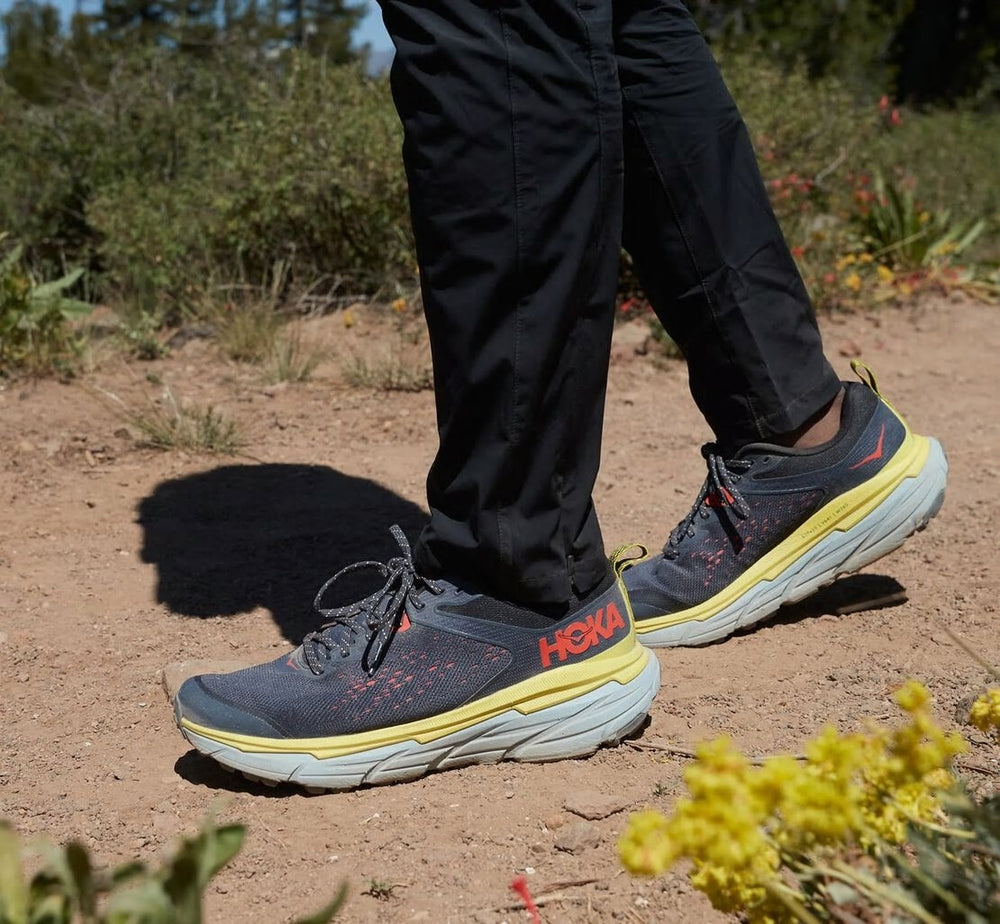HOKA Men's Challenger ATR 6