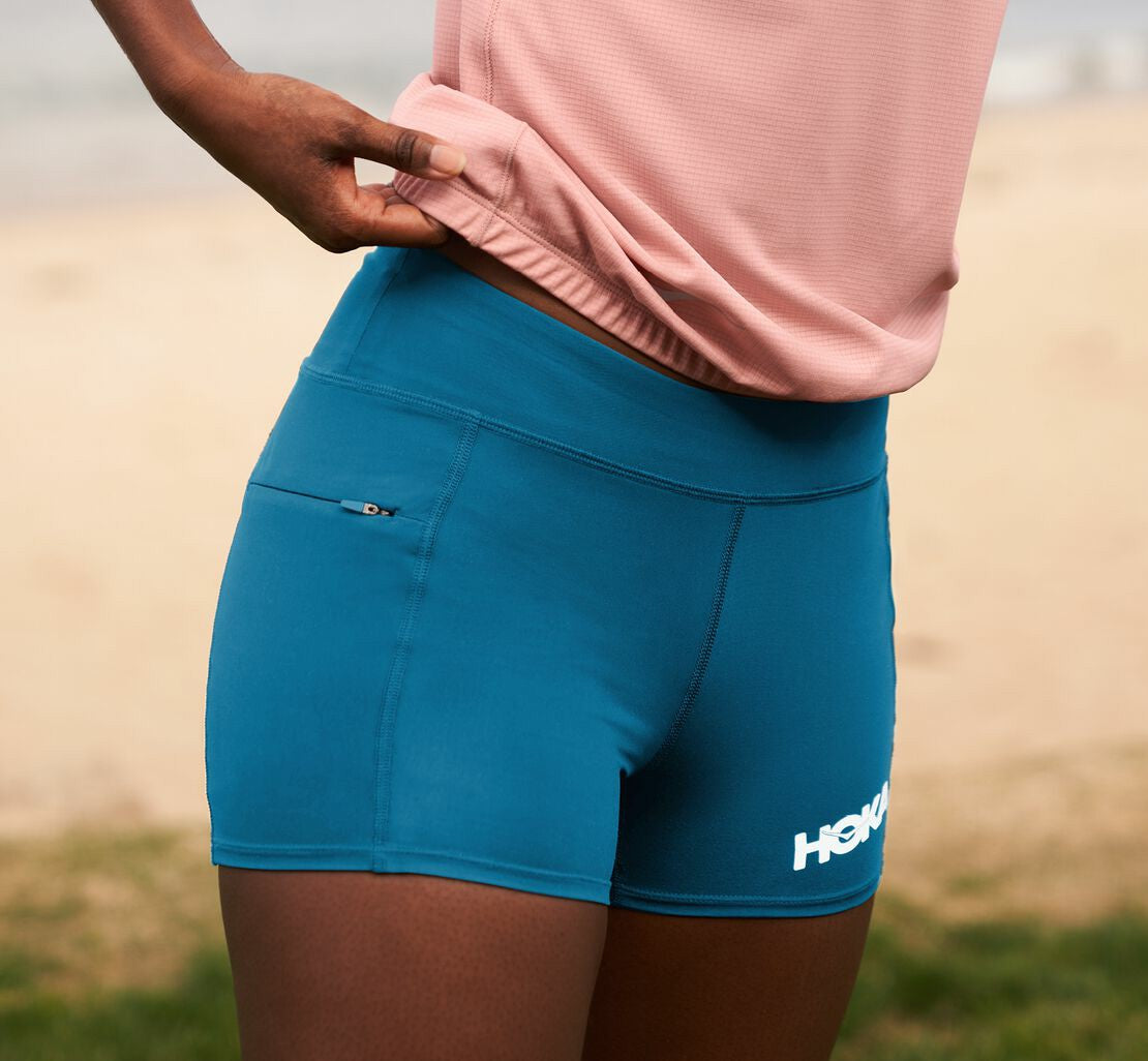 HOKA Women's Performance Knit 3" Short