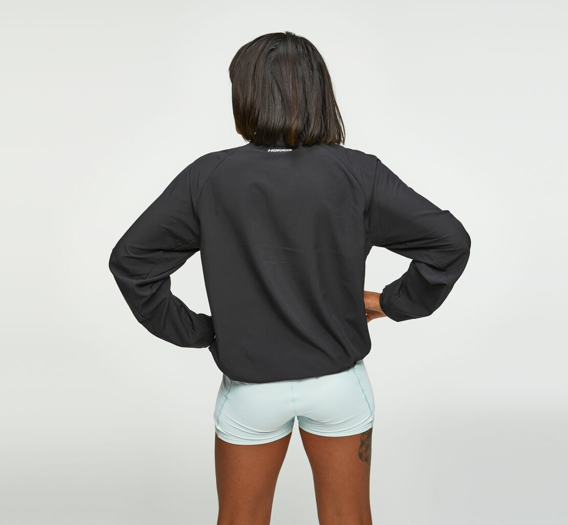 HOKA Women's Wind-Resistant Jacket