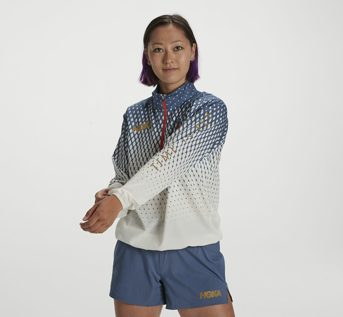 HOKA Women's Wind-Resistant Jacket