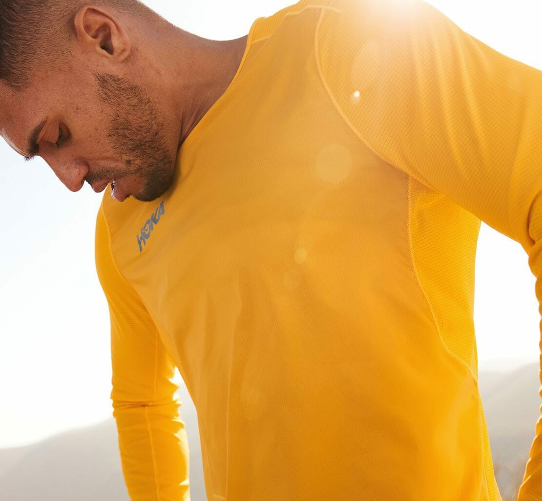 HOKA Men's Wind Shirt