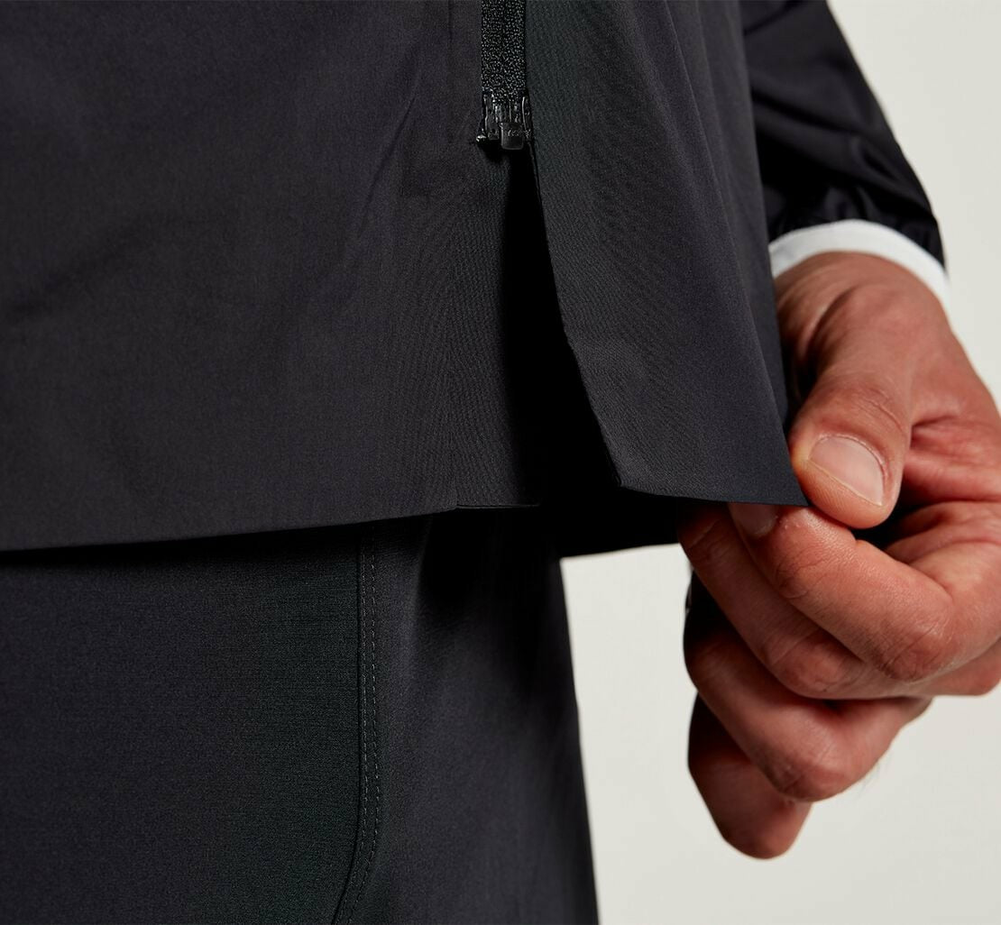 HOKA Men's Full-Zip Wind Jacket