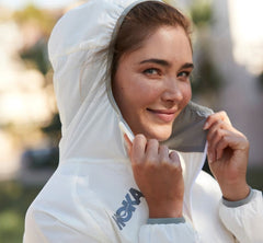 HOKA Women's Full-Zip Wind Jacket