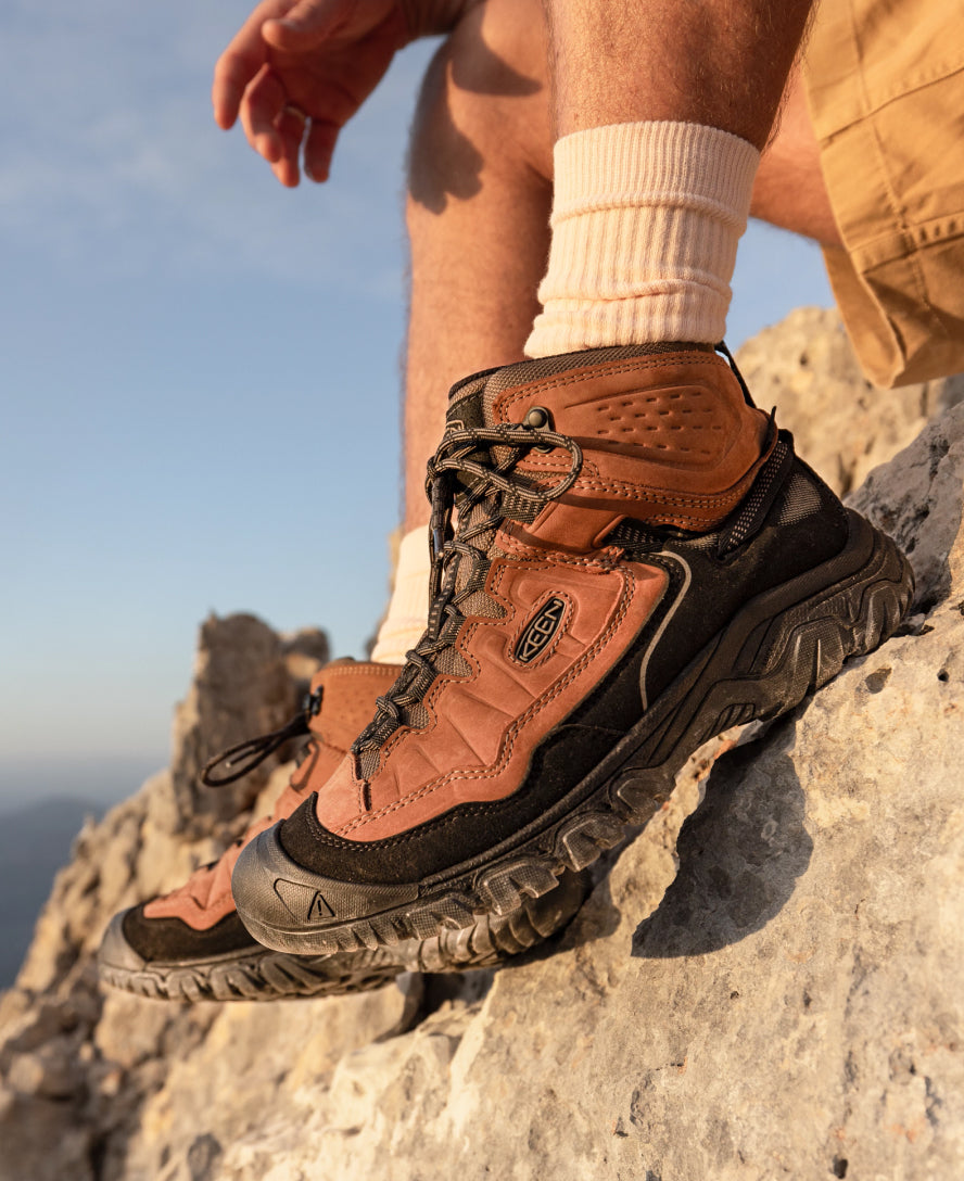 Men's Targhee IV Waterproof Hiking Boot Triple Black / Keen Sale