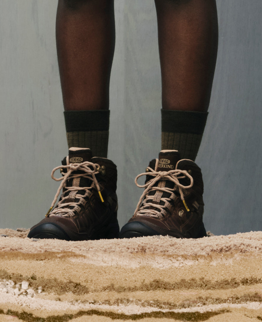 Women's Targhee IV Waterproof Hiking Boot x Hikerkind Dark Earth/Dark Earth / Keen Sale
