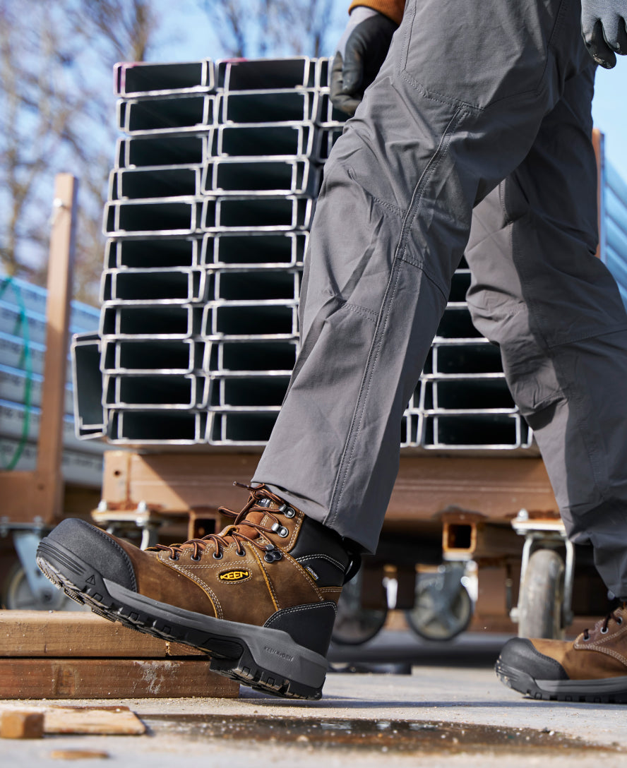 Men's CSA Evanston 6" Waterproof Boot (Carbon Toe) Bison/Black | Keen Outlet