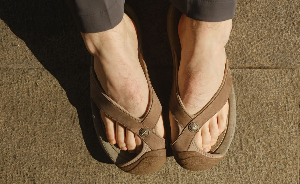Men's Waimea Leather Flip-Flop Java/Plaza Taupe | Keen Outlet