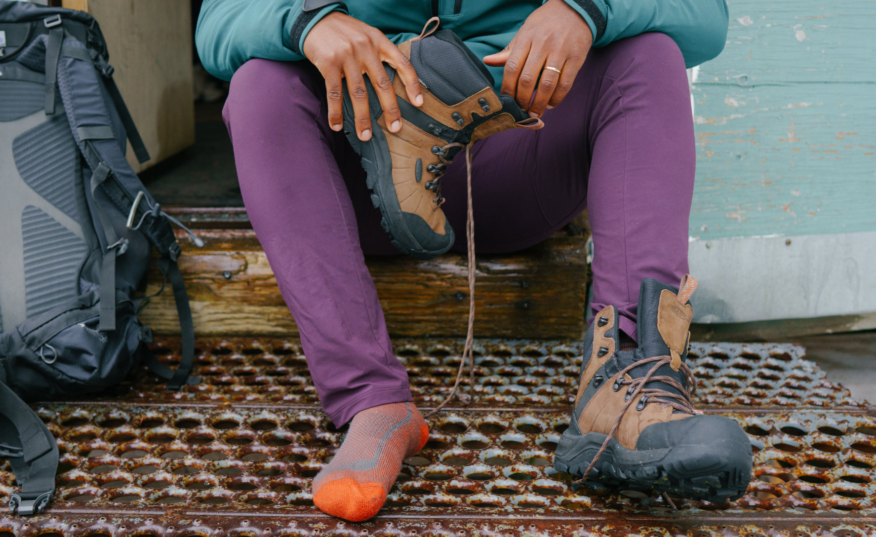Men's Revel IV Polar Waterproof Boot Black/Lemon Curry / Keen Sale