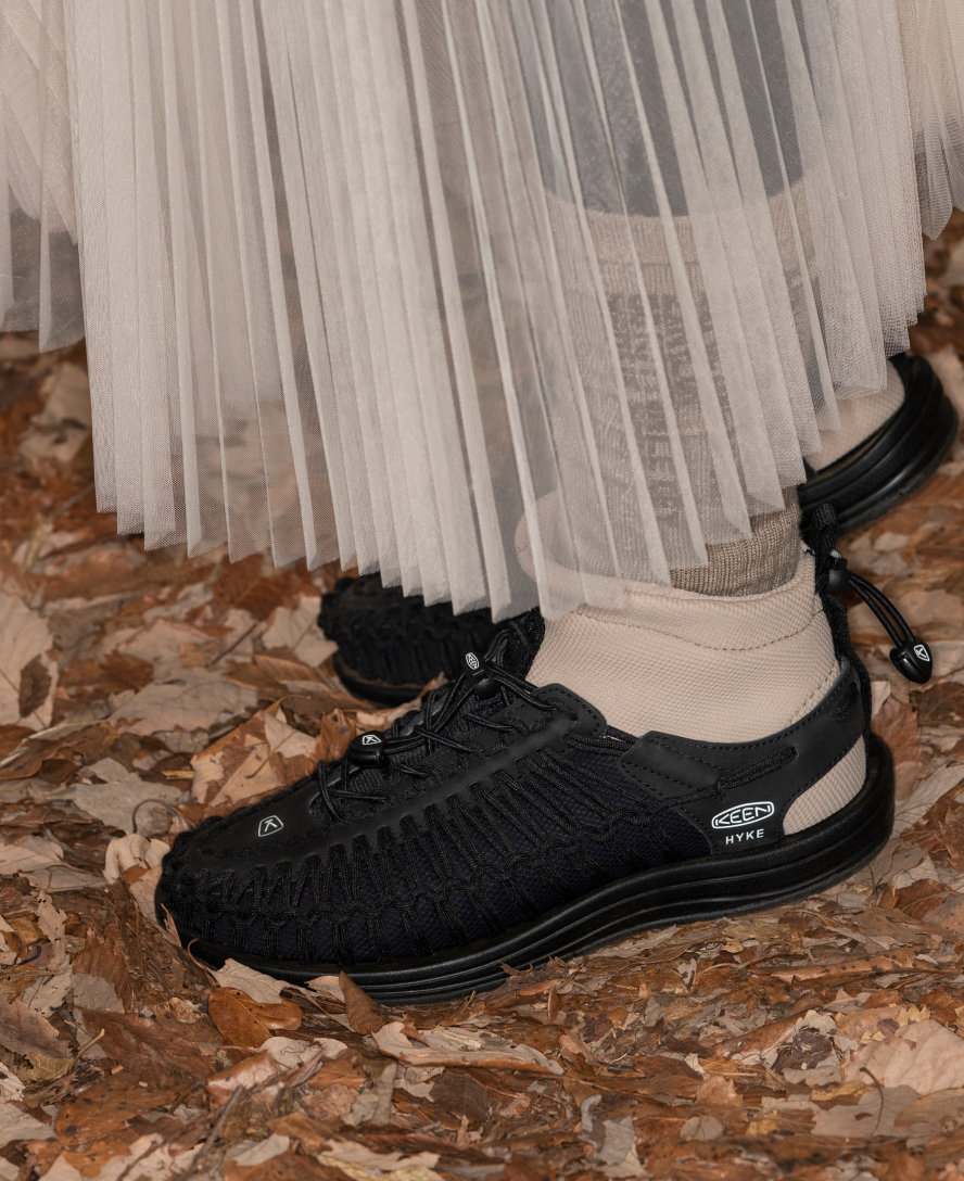 Women's UNEEK High Top x HYKE HYKE Black | Keen Outlet