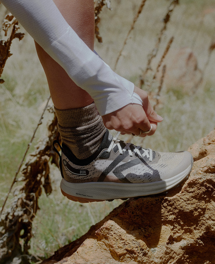 Women's Seek Trail Running Shoe Black/Sunset Sand / Keen Online