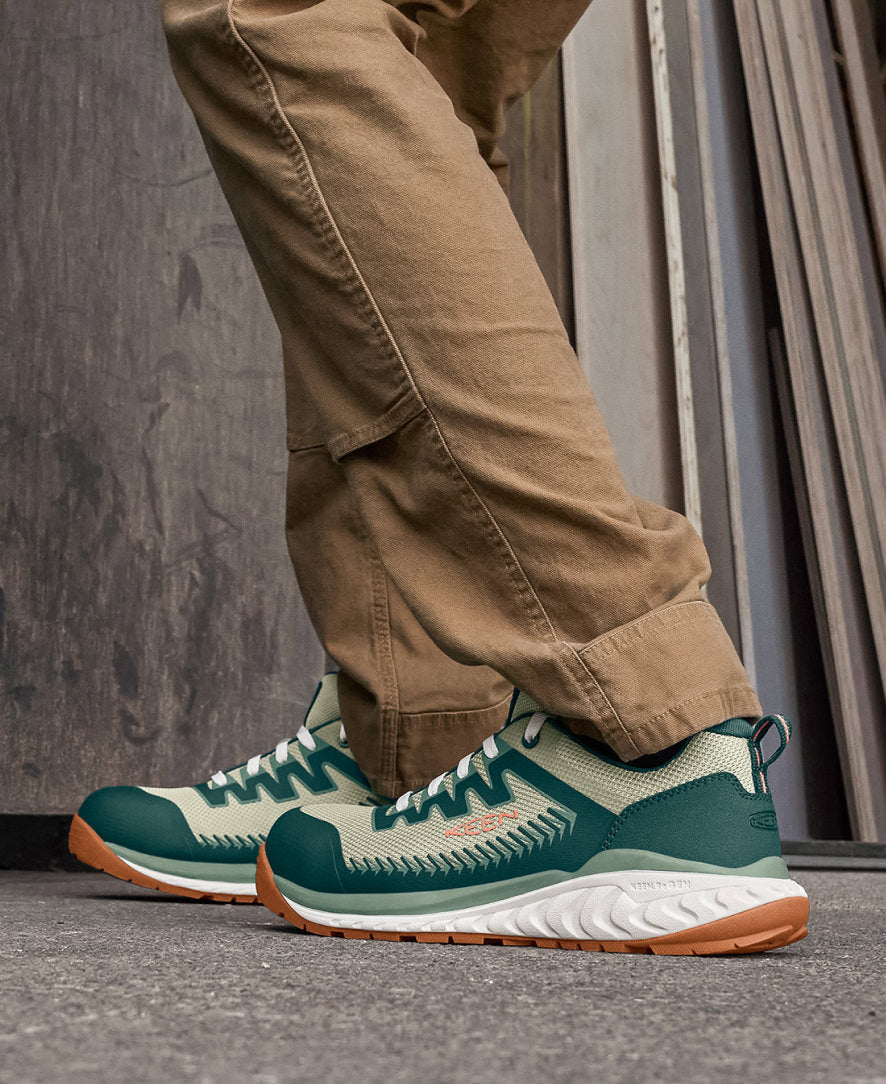 Women's Arvada Work Sneaker (Carbon Toe) Sea Moss/Desert Sage / Keen Online
