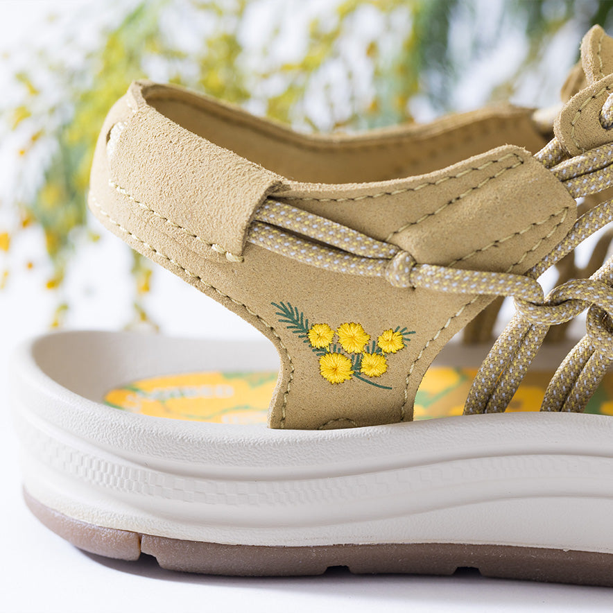 Women's UNEEK Sneaker x IWD Mimosa 2 / Keen Online